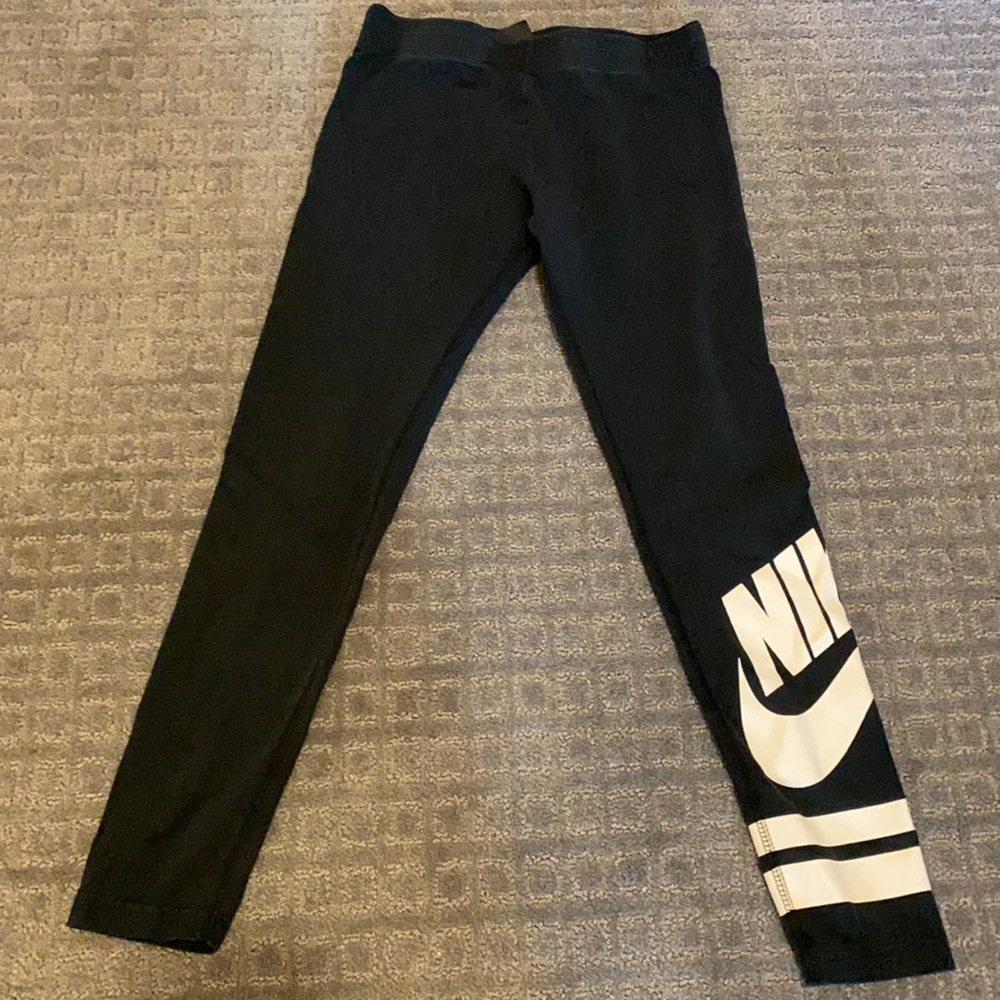 Nike girls leggings